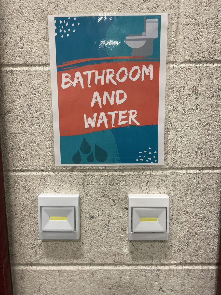 My tried and true system for the restroom/water! Pumped to be able to use it again this year. Ss can go the 🚽/💦 when 🎶 is on. Tap the light when you exit. Turn off when you return. If both lights are on, you have to wait. Easy to wipe down at the end of class. #physed #elempe