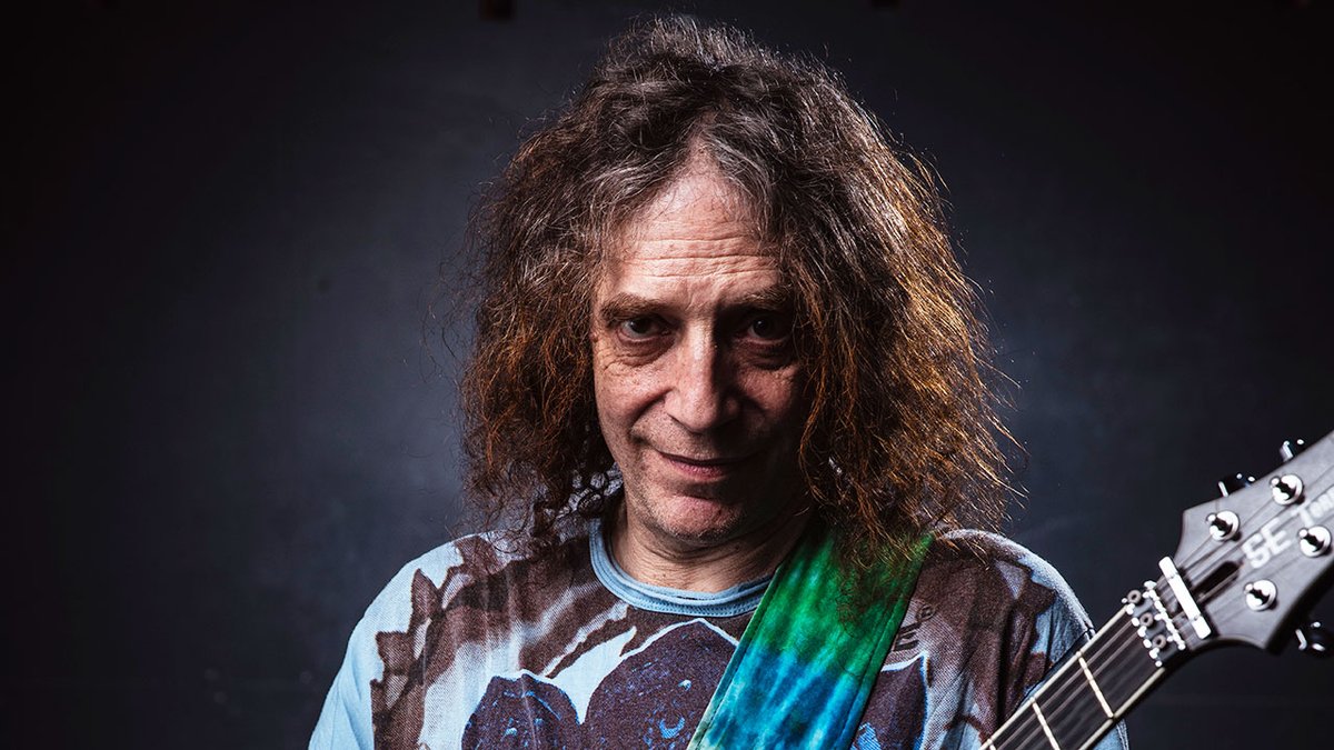 Gong, Stonehenge and hemp packaging: we get inside the mind of Ozric Tentacles' <a href="/EdWynne_Ozrics/">Ed Wynne</a>!
loudersound.com/features/insid…