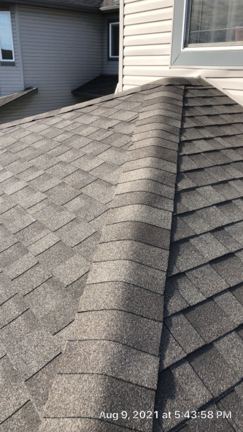 calgaryroofer's tweet photo. Happy Monday ! https://t.co/fWT8XRw5fs