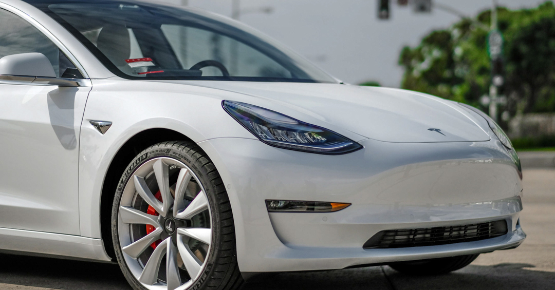 RentPacificRide's tweet photo. Just because it’s quiet, doesn’t mean it can’t pack a punch! 👊

Rent our #PerformanceModel3 and experience the thrill of 0-60 in 3.2 seconds. ➡️Visit https://t.co/XGHiXChQV1

#MyPacificRide #RentPacificRide #TeslaRentals #Model3 #ModelY #ModelX #SanDiegoRentals #EV https://t.co/I6Iy5Jp3pv