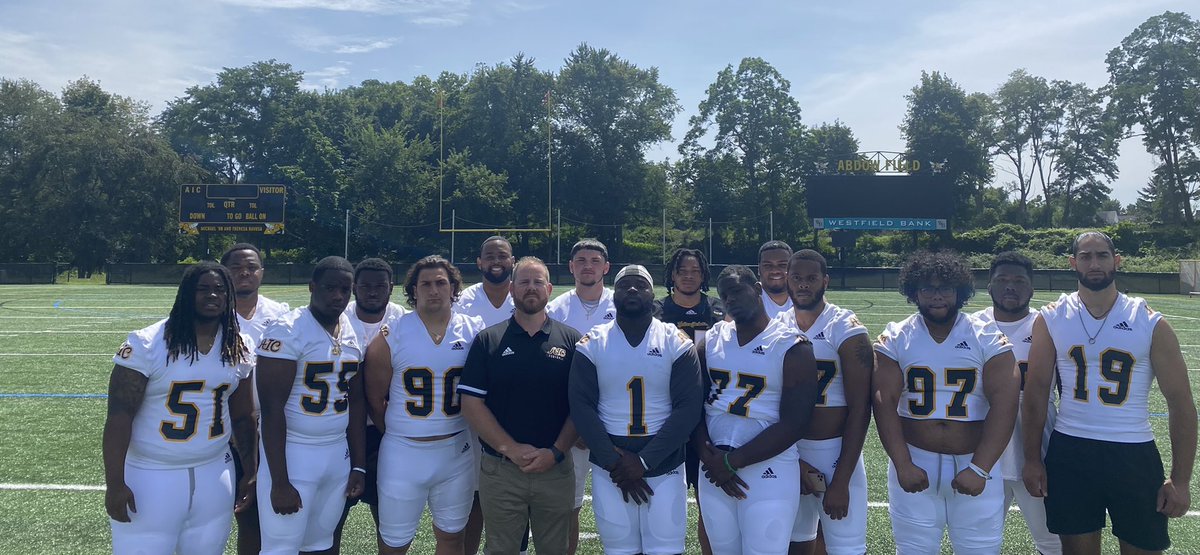 2021 D Line edition….. YES….we’re all back #lockyourdoors #3rdfloormentality @AICFootball