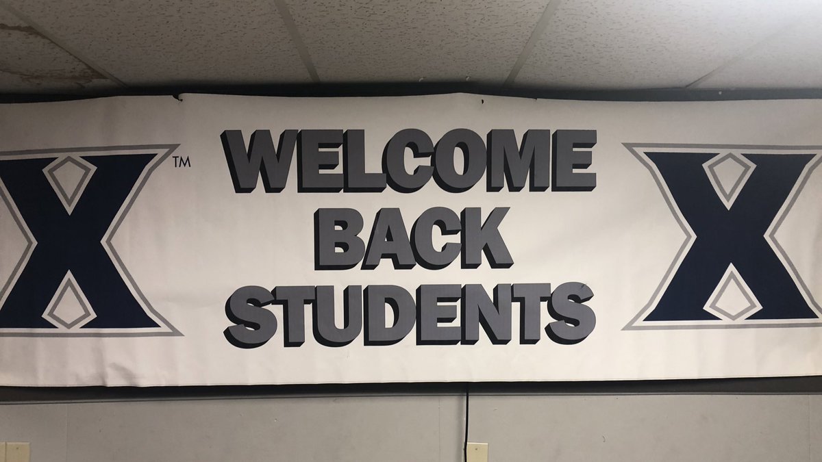 Stone_Lanes's tweet photo. 1 more sleep
#WelcomeBack
#collegenignt https://t.co/MLUqRcu42F