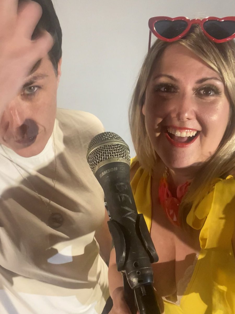 VixLeyton's tweet photo. So me and @katemartin_says (picturedhere) are reprising our highly successful double work in progress at Edinburgh @freefringefest for ONE DAY ONLY. 26th August 2pm, you only get one shot at seeing it. Please tell all your friends https://t.co/aUUh5cfshZ https://t.co/VvCDQLKnHw