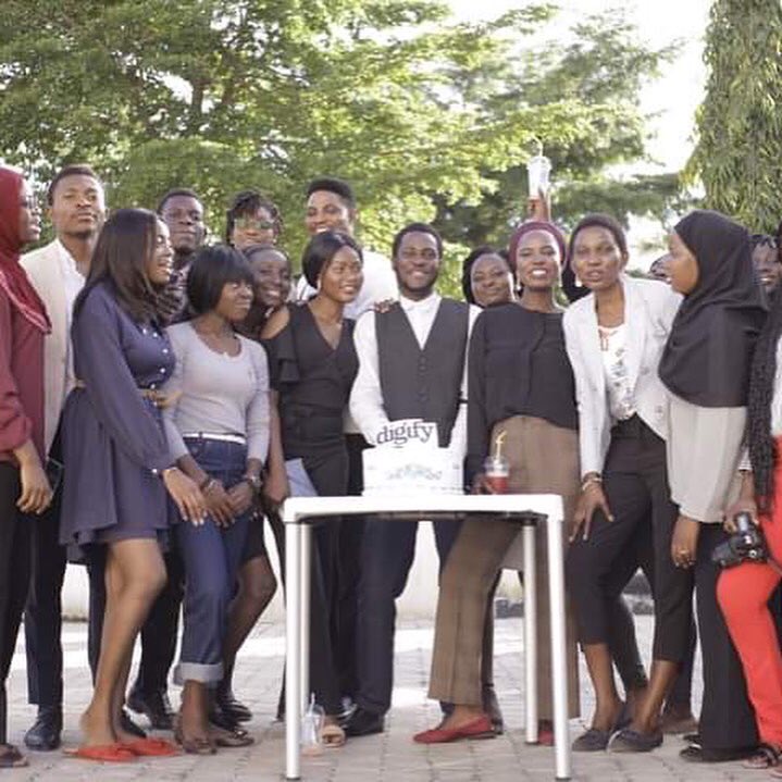 Digify_NG's tweet photo. #DigifyNG #DigifyAfrica #Career #digitaltransformation #Graduation #graduation2021 #Facebook #FacebookLive #FacebookBlueprint
Join our Facebook Live event on August 20, 2021; 11am. https://t.co/wWklHTQ5AL https://t.co/rjHbRl2tTL