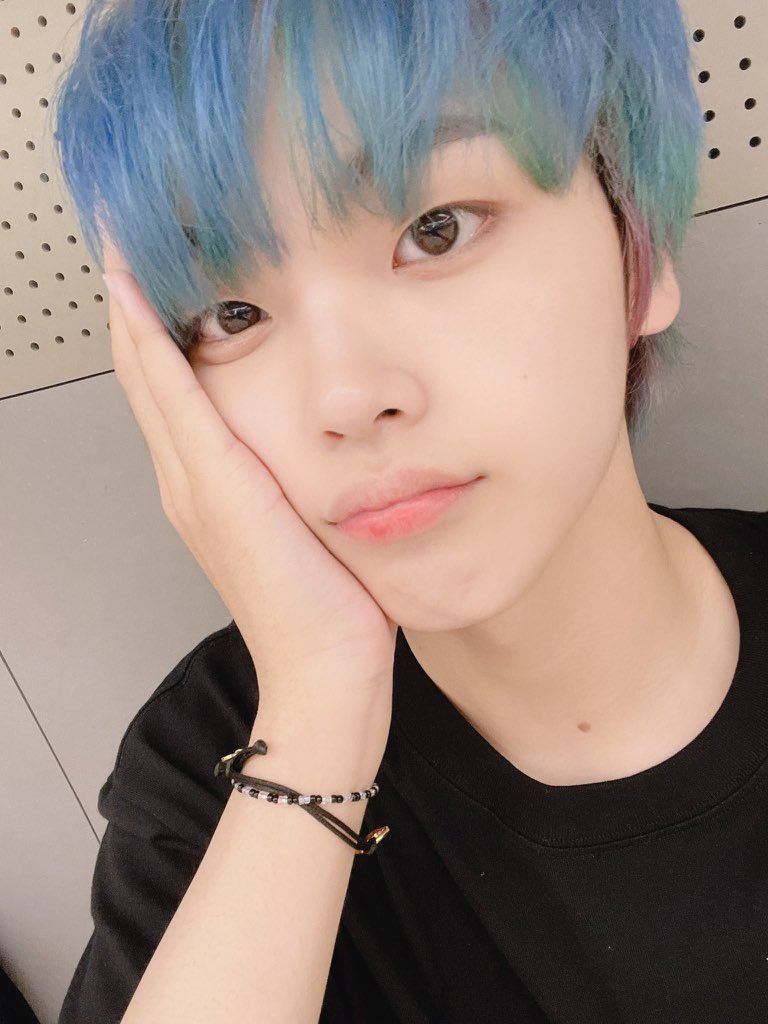 shjfilez's tweet photo. 🤏🏻🤏🏻🤏🏻 https://t.co/wU9samgA1l