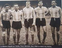 RacingFiles's tweet photo. #DíasAcademicos #Partidos⚽️ #Agosto16
En una tarde de gran producción de sus goleadores, #Racing goleó a #ArgentinosJrs 5 a 2, en el 15° del campeonato de 1959. Los goles fueron de #Sosa(2), #Pizutti, #Corbatta, de penal y #Belen. La Acadé quedaba a 5 pts del líder #SanLorenzo https://t.co/1Cz593mhwQ