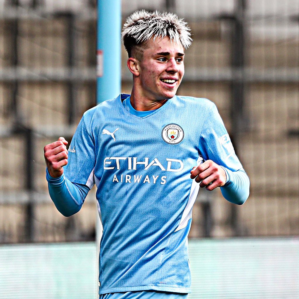 mcfc_lads's tweet photo. Ben Knight has joined Crewe Alexandra on a season long loan.

Good luck, Ben!

#mancity #mcfc #benknight https://t.co/Oydn5KdXnO