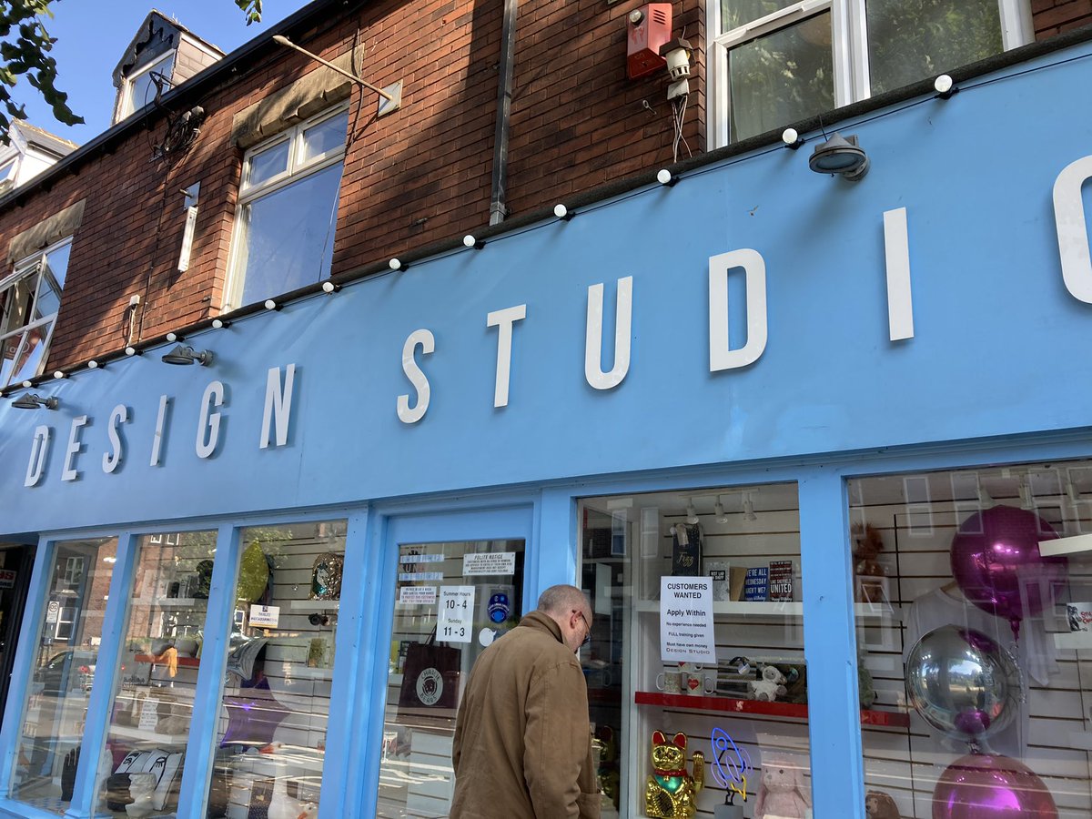 Business looks tough for this arty gift shop on Ecclesall Road in #Sheffield. Twitter - can we send some customers their way? They have some very cool & witty cards, mugs and teatowels in the window.