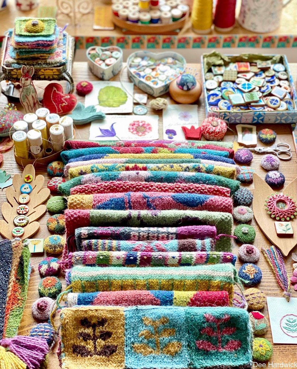 Texture, colour and botanical inspiration. 
Head on over to my Instagram grid @deehardwicke for more stories from the studio.