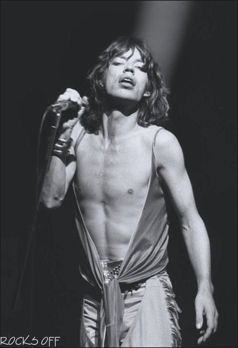 I&rsquo;m a porn star; turn me to pop art https://t.co/lU7tO440ZA