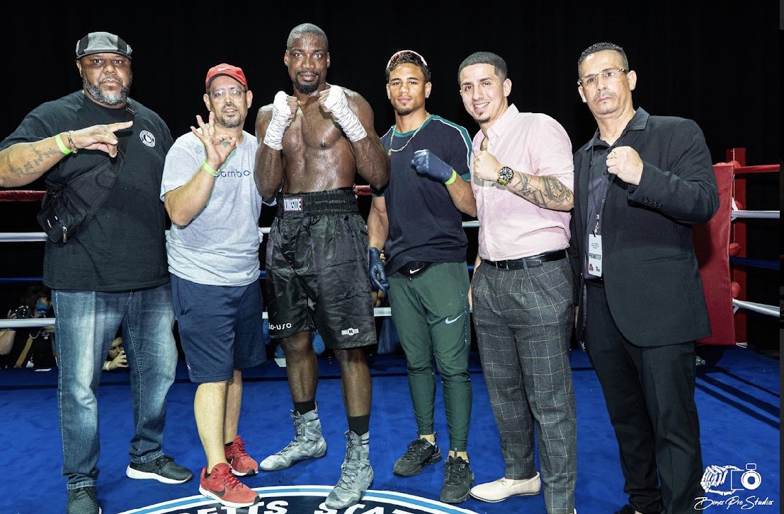 KingRivera_'s tweet photo. Some fight night flicks 🥊💪🏼 Ain’t no show like a Rivera Promotions Entertainment show !!! https://t.co/YKNV3sbt3z