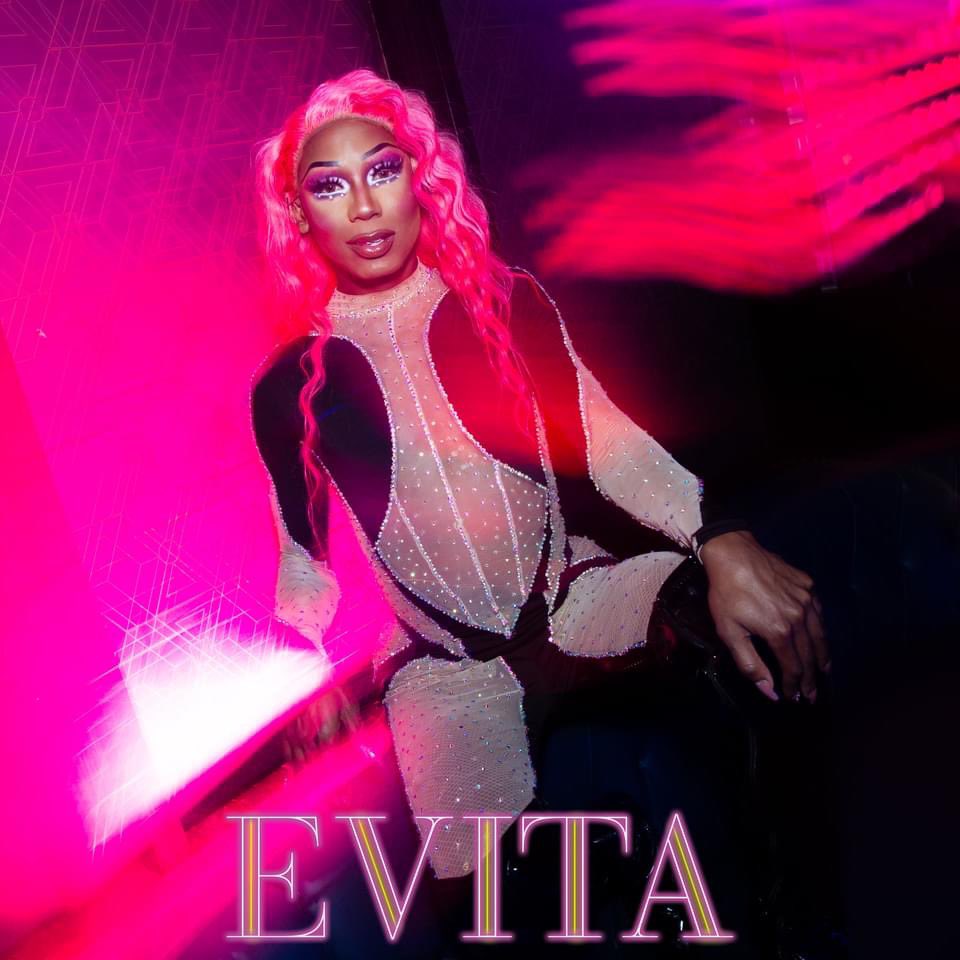 KyraJete_'s tweet photo. Pink wig thick ass given whip lash 🦩
•
•
•
•

#kyrajete #hausofjete #drag #dragqueen #instadrag #dragmakeup #rpdr #rupaulsdragrace #dragperformer #dragartist #localdrag #ladrag #laqueen #losangelesdrag  #nightlife #performer #westhollywood #fashion #sickeningdrag #makeup https://t.co/UWQU1KSxu8