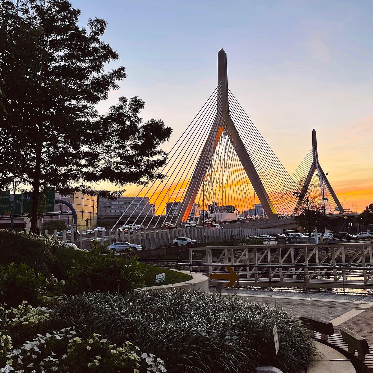 acpmpresearch's tweet image. #Boston looked gorgeous lit up amber for appendix cancer awareness month last night! 🧡🎗 (Pictured are the Zakim bridge and the Fore River bridge) #AugustforAppendixCancer