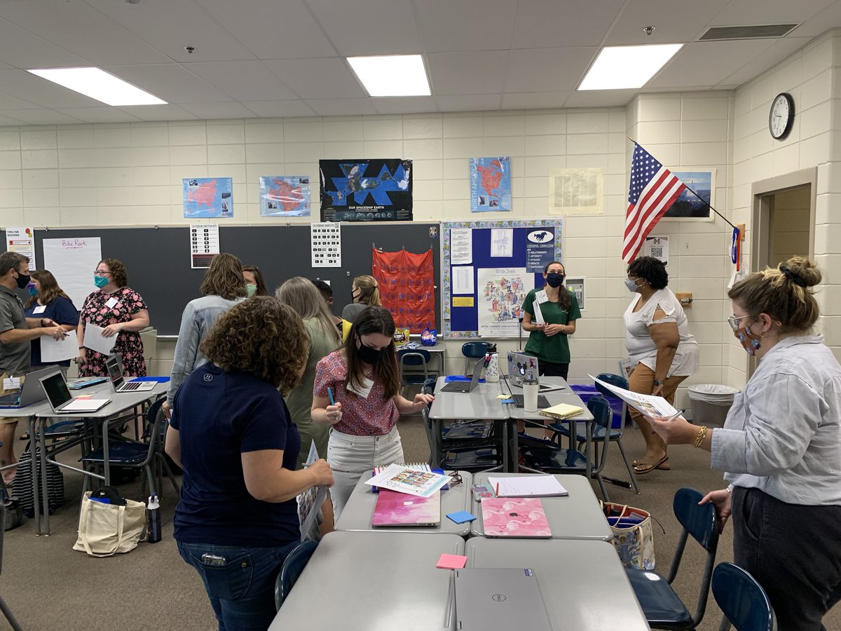 It’s NEO time! Excited to be connecting with our new and returning teachers! #oitlmrocks <a href="/hcpsslibmed/">HCPSS Library Media</a>