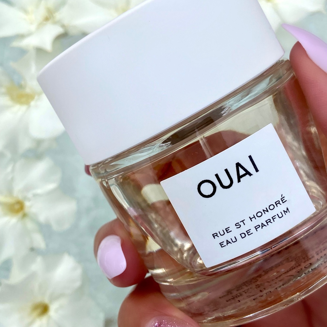 ESTELITASBEAUTY's tweet photo. #complimentary #OUAIRueStHonore @Influenster @theouai It’s reviving, when I first tried it I picked up a very floral a very feminine scent ideal for anyone. It has a good lasting power. The glass bottle is beautiful very minimalist look, and I love the magnetic top. https://t.co/uN4wyj658v