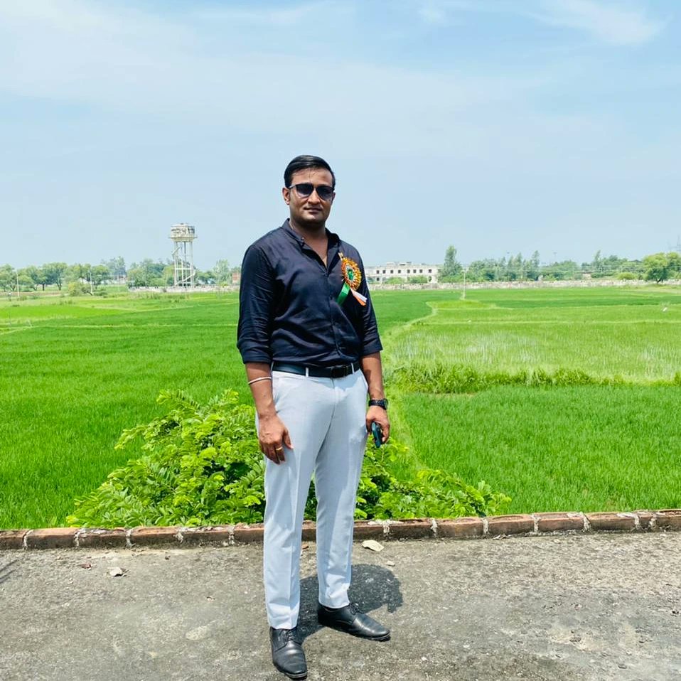 saurab006's tweet image. #NewProfilePic