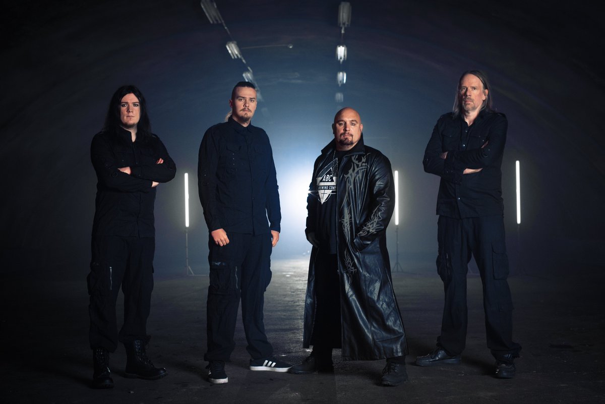 Der Headliner steht fest: TUNGSTEN. Episch, eingängig, heavy. Das Projekt von Schlagzeuger Anders Johansson (HAMMERFALL, YNGWIE J. MALMSTEENS RISING FORCE, MANOWAR).