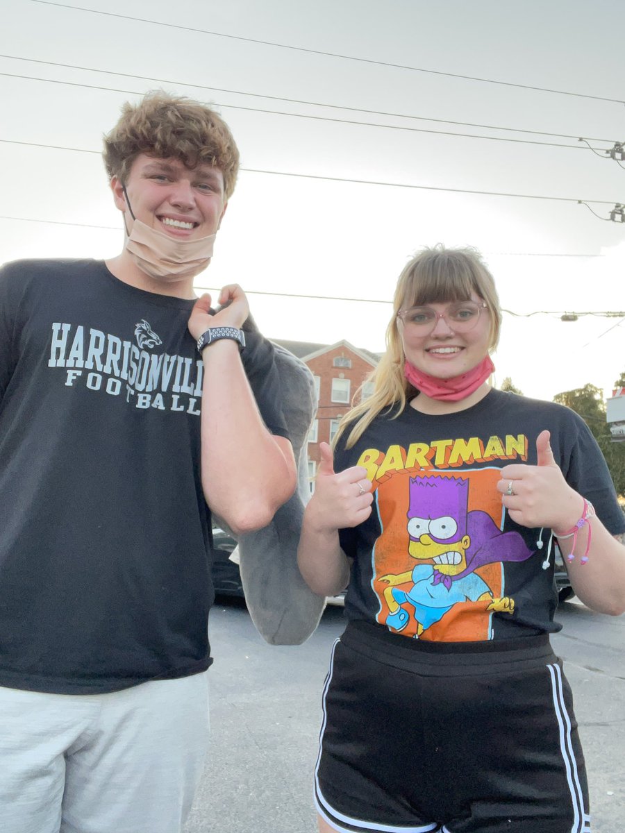 2Sugoi's tweet image. Helped move brodie into college yesterday since I am the strongest sibling 💪🏻😤 we had a fun day in the dirty burg !! I’m proud of my super cool and funny brother !!! Go mules ❤️❤️