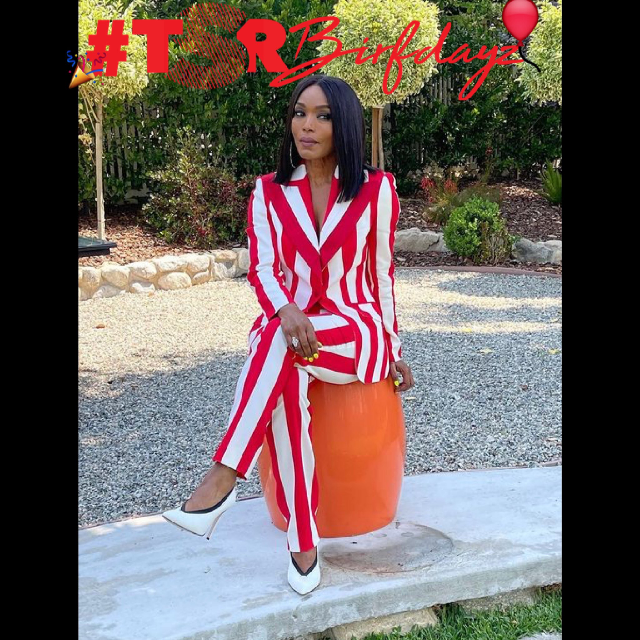 Join us in wishing the legendary Angela Bassett a Happy 63rd Birthday!!   