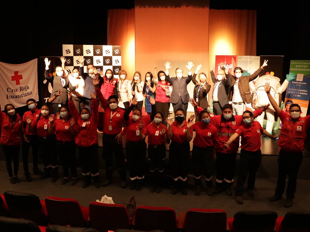 ¡Forma parte de la campaña Regreso a Clases Solidario 🤓📚🖍con #CruzRojaPichincha ❤!  Nuestra presidenta 🙋🏻‍♀️, María Dolores Ponce, realizó el lanzamiento de la campaña con el apoyo de #Tomatis, <a href="/VitaEcuador/">Vita Ecuador</a>, #Totto y <a href="/CCIQuito/">CCI-Centro Comercial Iñaquito</a> 🤜🏻🤛🏻. Les invitamos a dejar sus donaciones 😉👍🏻.