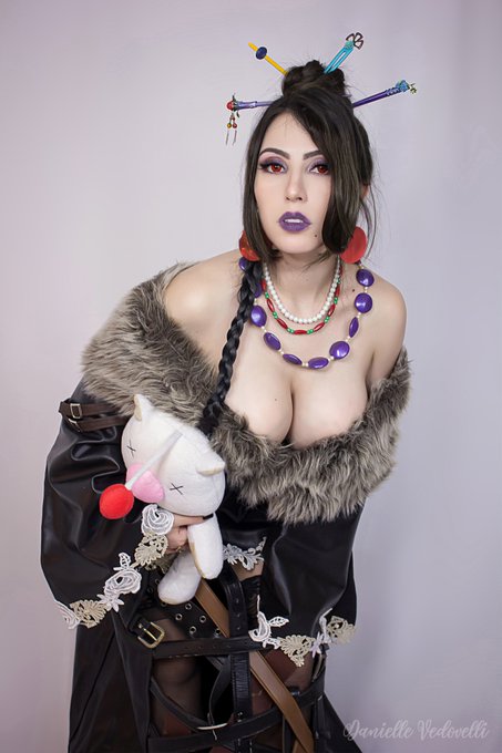 Lulu is BACK this month on my p🖤treon! 
For Lvl 2 and up 🥰 

#cosplay #FF #FinalFantasy https://t.co