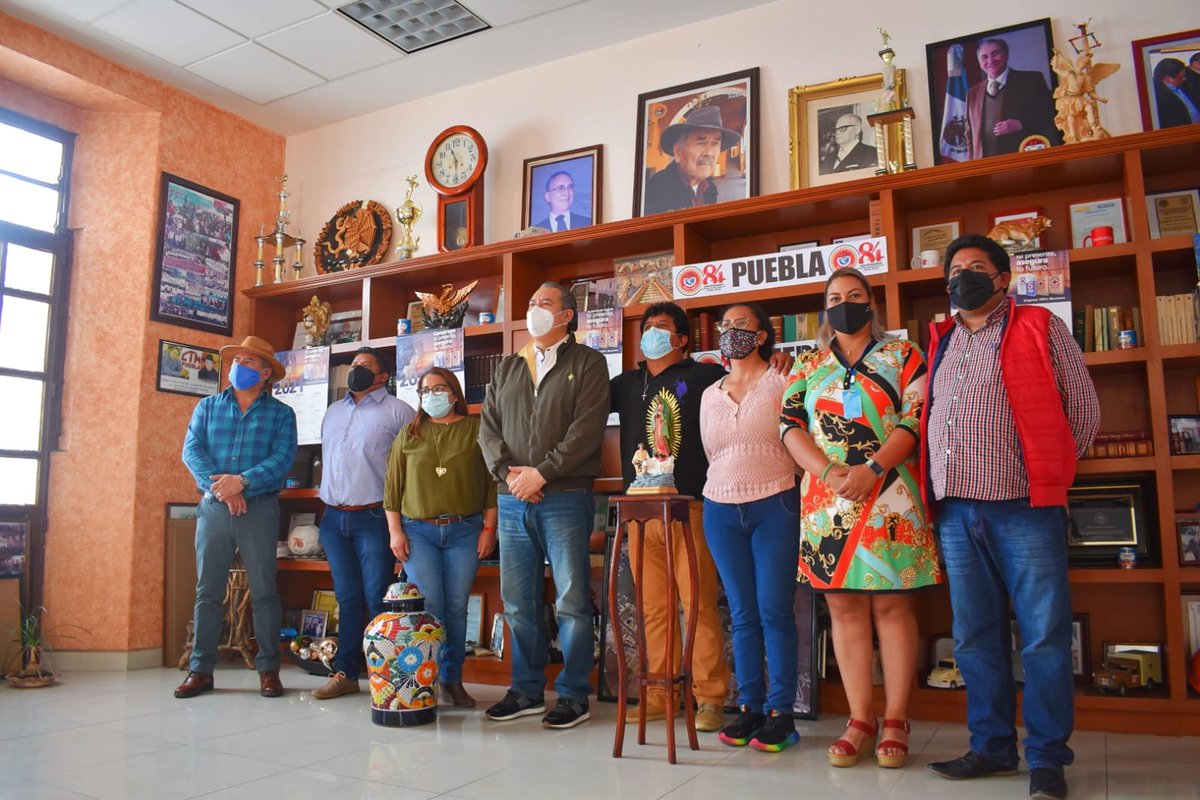 En reunión de Pleno, Comité Ejecutivo de la FTP-CTM <a href="/CTMPuebla/">CTM_FTPuebla</a> encabezados por su Secretario General <a href="/leobardosoto/">Leobardo Soto</a> acuerdan que <a href="/ReneCTM/">René Sánchez Pérez</a>  Consejero Obrero del Consejo Consultivo
<a href="/Imss_Pue/">IMSS Puebla</a> fije posicionamiento respecto a la ATENCIÓN a L@S TRABAJADORES en tercera ola del #Covid_19