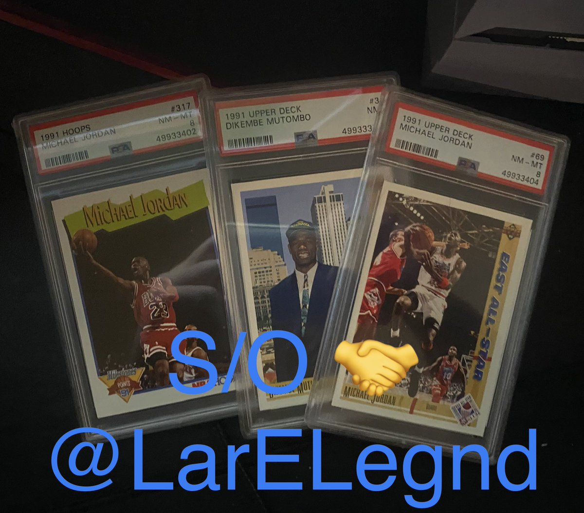 SwindleScully's tweet image. Shoutout @LarELegnd for the slabs giveaway- I ❤️ the Mutombo

Keeping the positive vibes going… so giving away these Griffey Jr cards tonight. The Criteria:

1. Must be a BST acct, not a RTing bot
2. Answer a trivia Q coming at 8 EST. First right answer wins

RTs appreciated