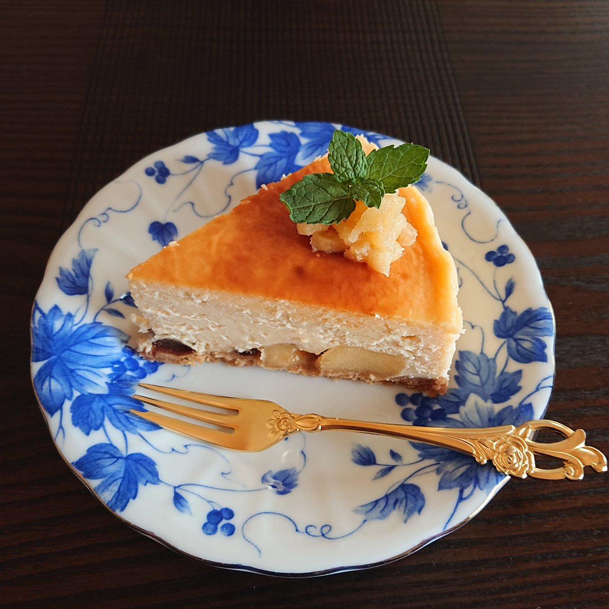 らいち ダイエット中 お盆で激太りした 私って痩せるの無理なのかもしれない お盆で激太りしたお陰で りんごのチーズケーキ綺麗に焼けたの らいち ダイエット中 お盆で激太りした 私って痩せるの無理なのかもしれない お盆で激太りしたお陰で りんごのチーズケーキ綺麗に焼けたの