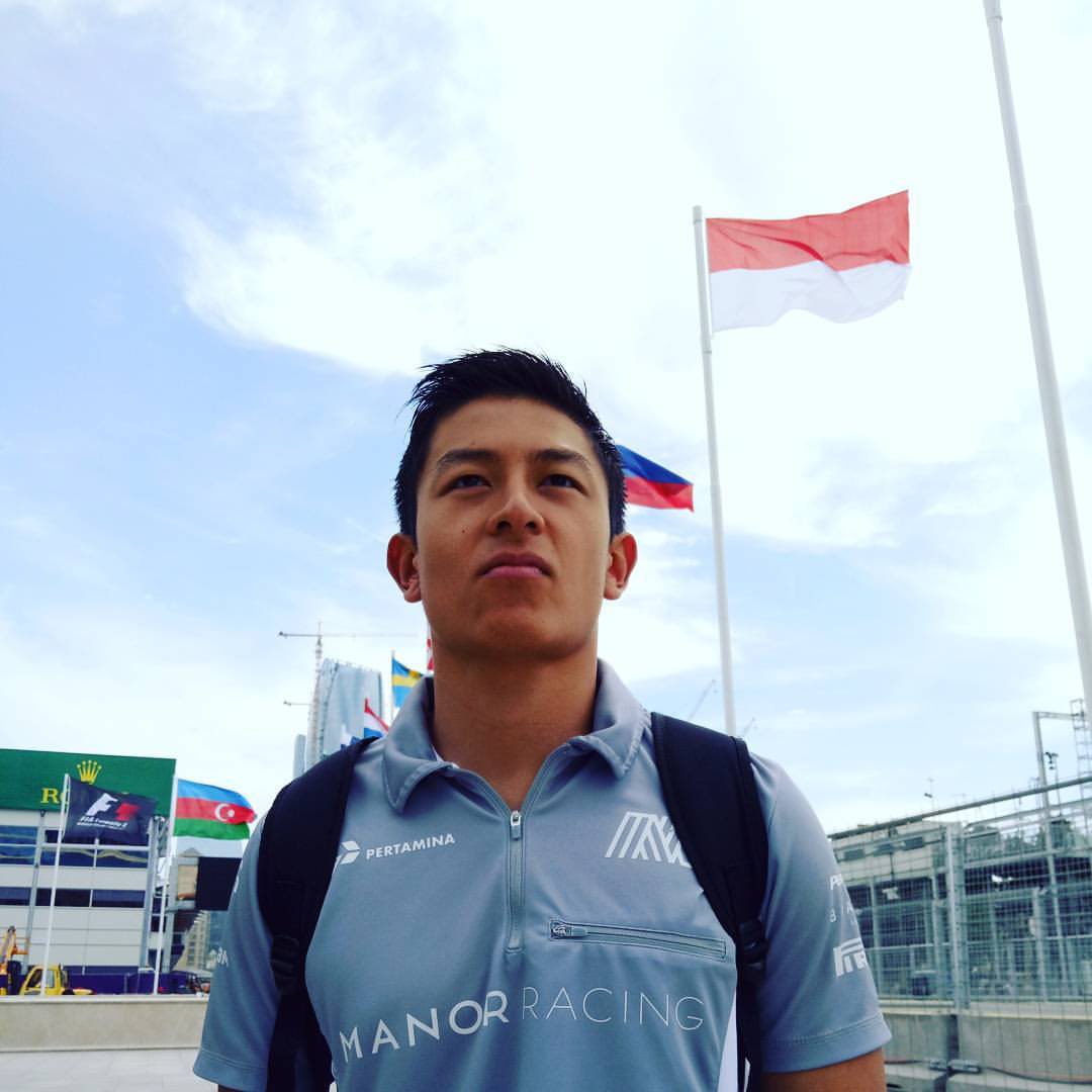 SahabatRio's tweet image. I love racing because I love representing Indonesia! 🇮🇩 
.

Dirgahayu Indonesiaku! #sahabatrio #teamrh #rioharyanto #indonesiaindependenceday #merdeka #dirgahayuindonesia76