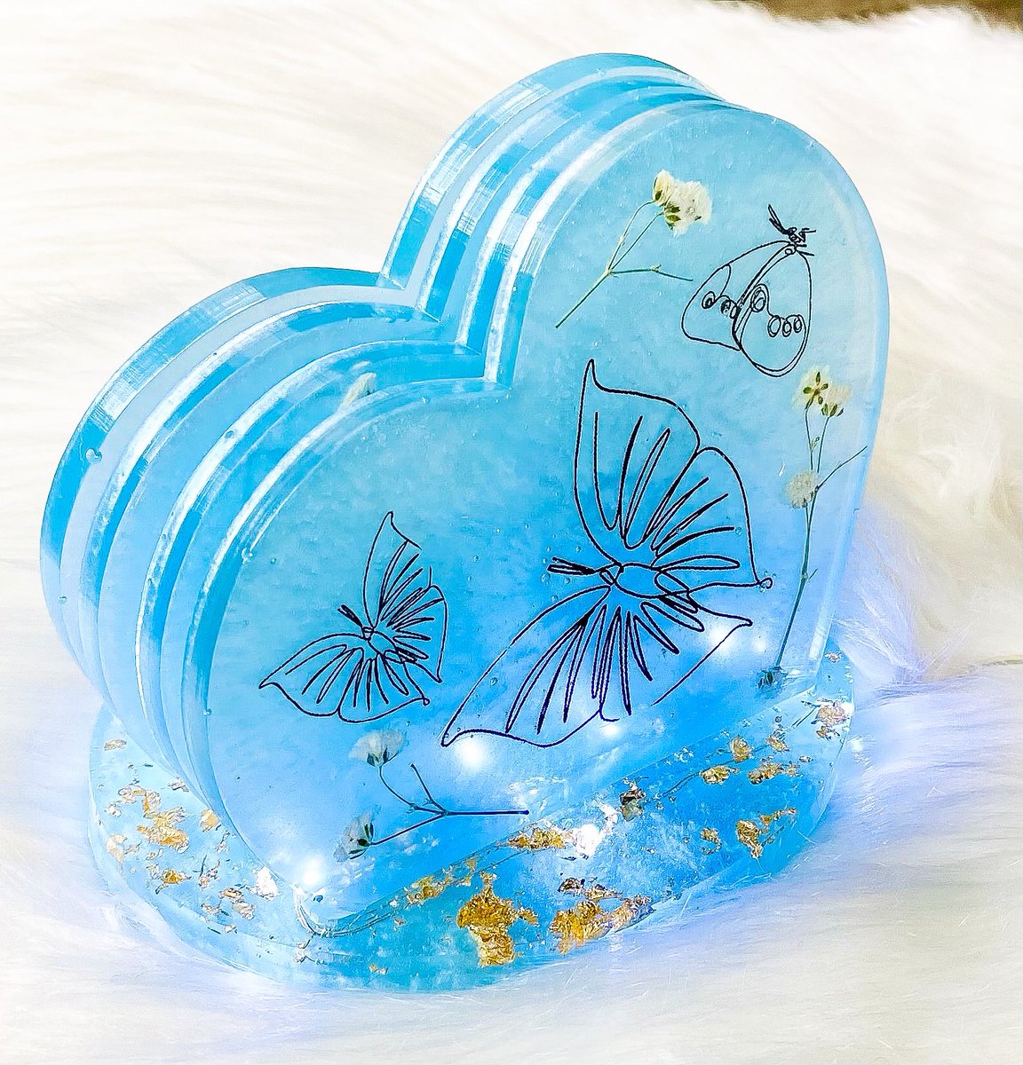Heatherskiesss's tweet photo. These coaster sets are available in my shop ✨ https://t.co/KKJay5qGs6