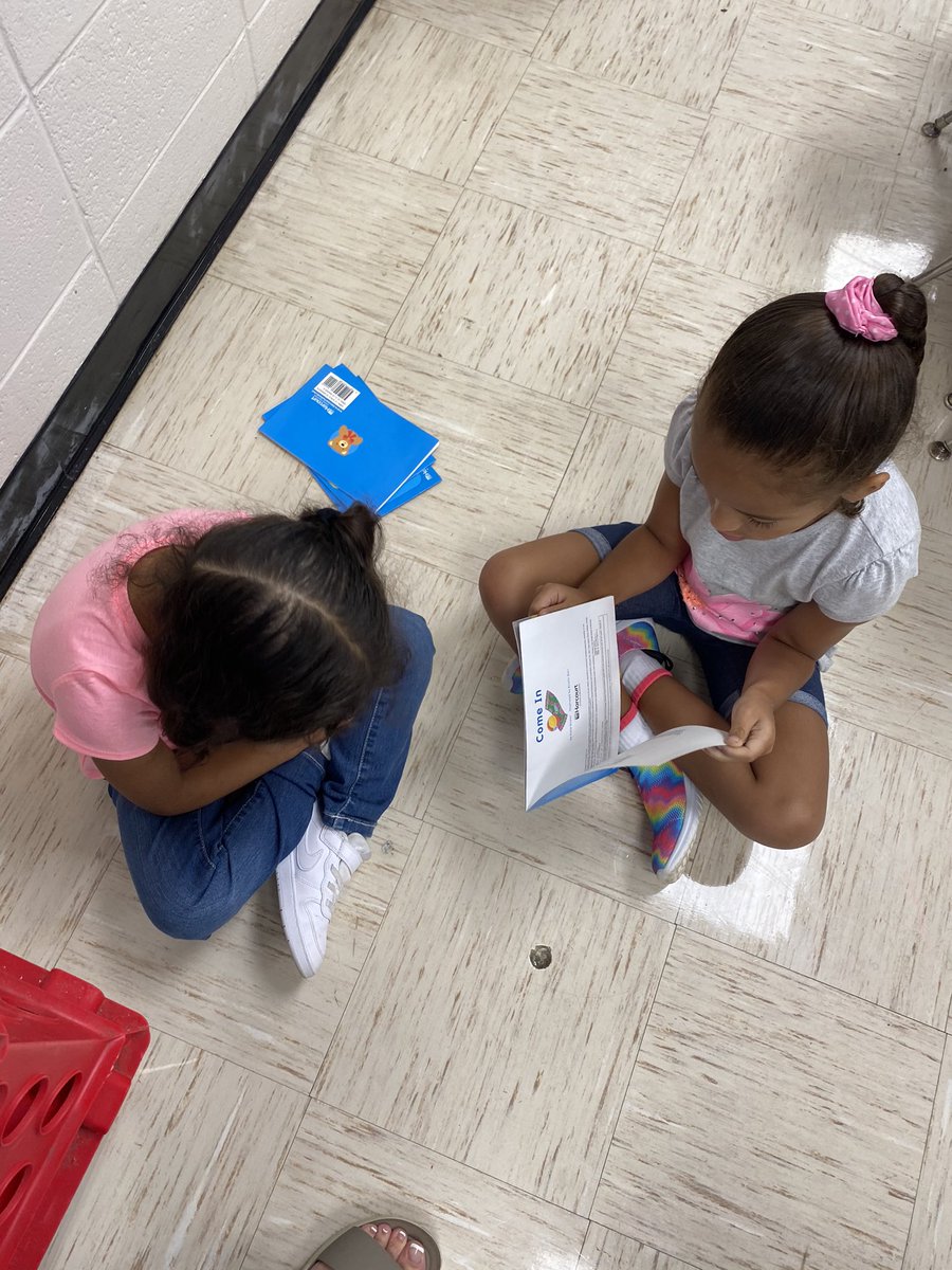 kindergarten tweet media