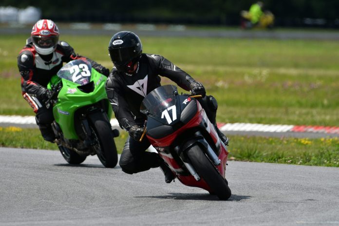canadamotoguide's tweet photo. #FAST Riding School Level 2 and 3 - https://t.co/xeYrTWkNO3 - #AlexDumas #CanadianSuperbike #CSBK #FASTRidingSchool #MartinHamel #MotorcycleTrackProgram #RacingSchool #ShannonvilleMotorsportsPark https://t.co/ZktyQH8kce