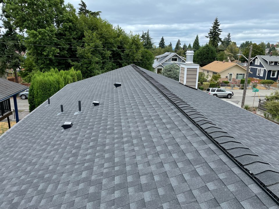 KlimRoofing's tweet photo. Completed re-roof with tear off of old roofing system and installation of GAF Timbe... https://t.co/7SVqD4rMHd https://t.co/3Vry1nmbjs