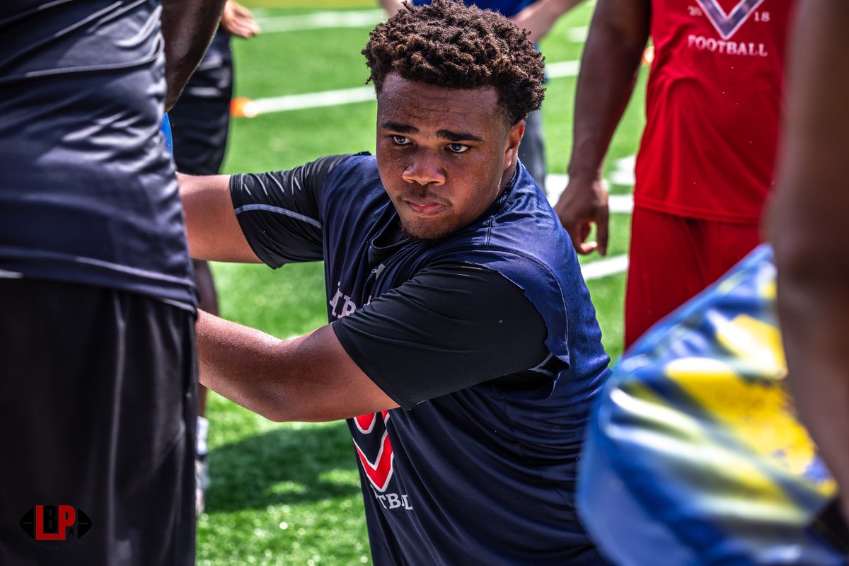 _CoachHodge's tweet image. C/O 2022 LB @DoubleNiine &quot;See opportunity; take opportunity!&quot; #LinebackerPerformance