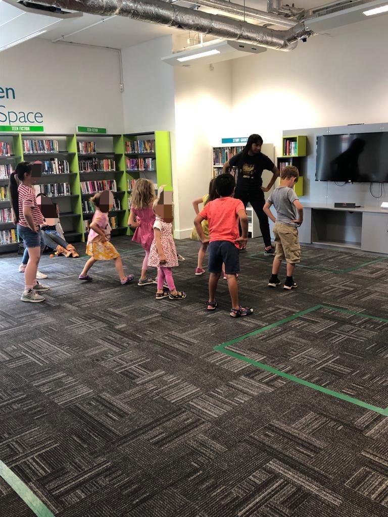 GreenwichLibs's tweet photo. Thank you to @STEPZDANCEuk for a brilliant #SRC2021 #WildWorldHeroes street dance session at #GreenwichLibrary on Saturday! โญ๏ธ The children had lots of fun, and learnt some cool new dance moves! ๐บ๐ป@Better_UK @Royal_Greenwich @LDNLibraries @readingagency #LoveYourLibrary https://t.co/ynHaQUlXS4