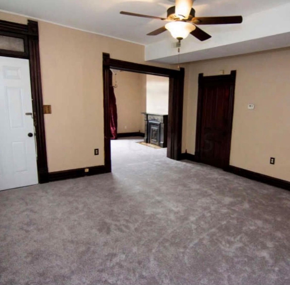 PanelTown's tweet photo. We love to see your before and after photos. This transformation from carpet to solid hickory flooring is truly beautiful!

#paneltownandfloors  #flooring #hardwoodflooring #hickory #beforeandafter https://t.co/OyrNDQJKu0