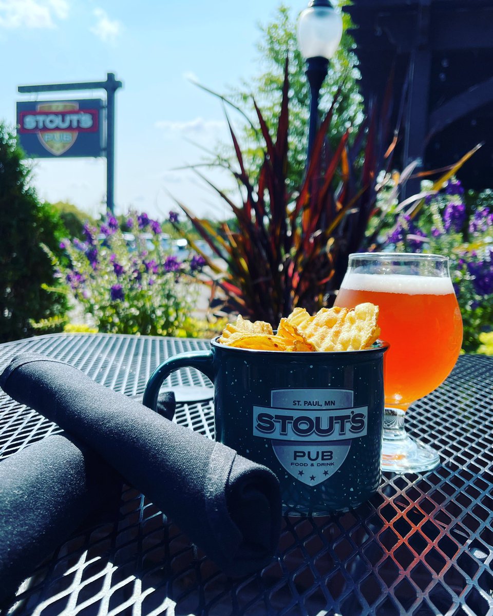 The patio called, it wants you sitting here tonight! Grab your friends, grab a @pryesbrewing Royal Raspberry Sour, and relax! Cheers!