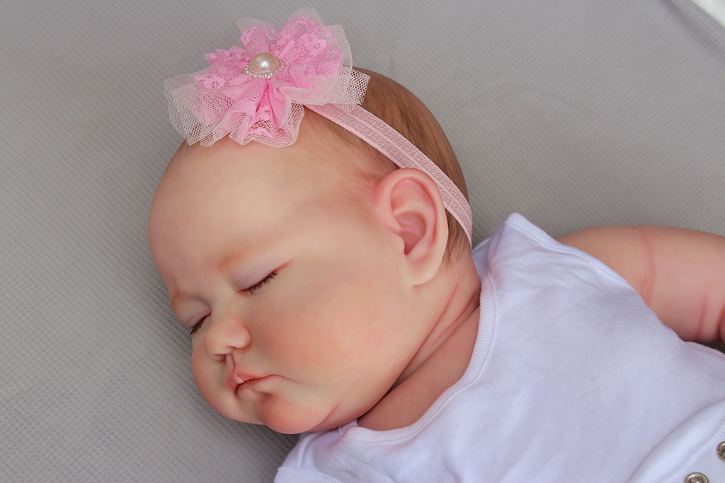 Bountiful_Baby's tweet photo. We have an incredible new Realborn® coming soon! This is 8 Month Brooklyn Asleep. You can find the link to sign up for her release here: https://t.co/KH9d3ywAFx.

Our first 8 Month Brooklyn prototype, reborn by Samantha Rose-Harker, is on eBay now! https://t.co/niXnvWF8ze. https://t.co/2f0jlB1J4x