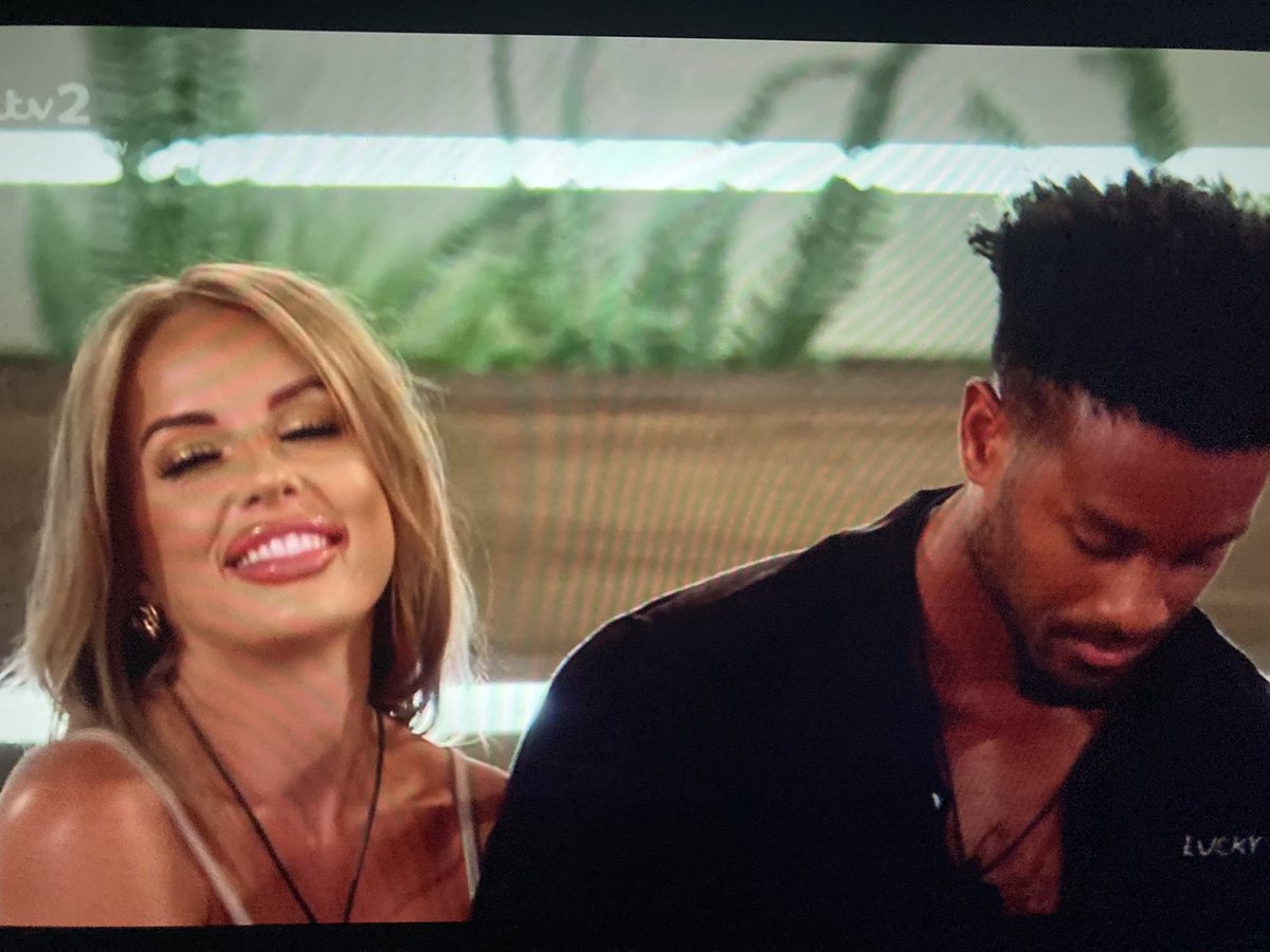 AngryFayeWinter's tweet photo. Knowing Teddy stans saved Faye #LoveIsland https://t.co/AnLmUqI1jn