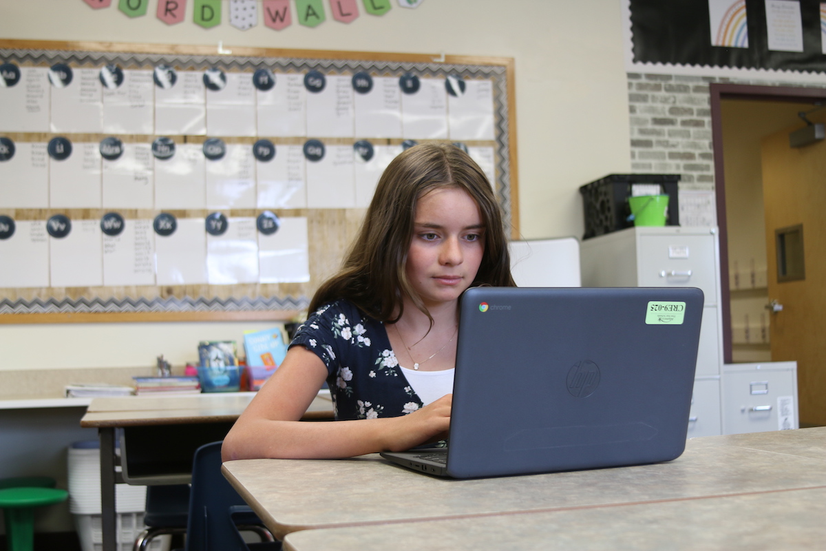 We are thrilled to announce that we will provide a Chromebook and charger to every student in kindergarten through twelfth grade beginning in the 2021-2022 school year. Find out more &gt; 
adams12.org/news/chromeboo… #ThatsHowWeELEVATE