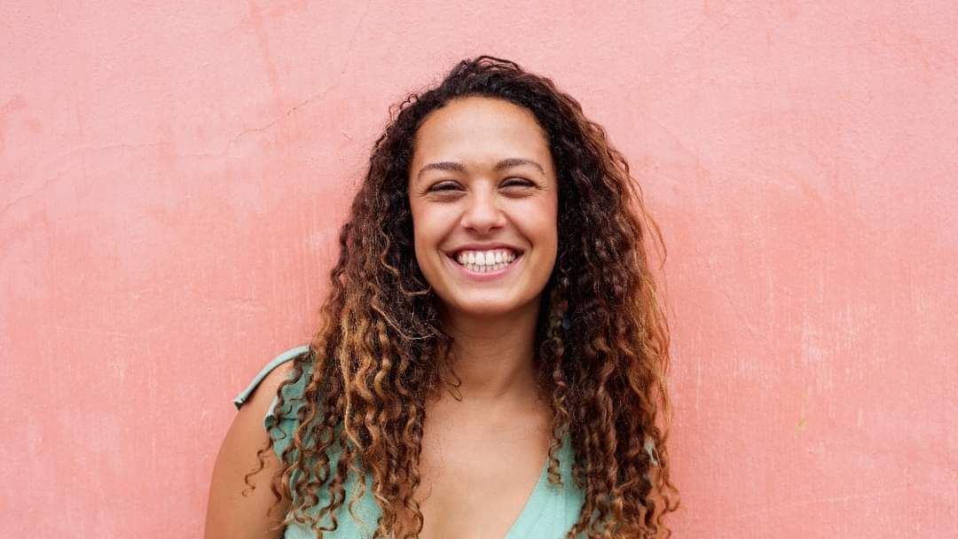 DrPashaSmiles's tweet photo. Smiling not only affects you but also the people around you. "The act of smiling activates neural messaging that benefits your health and happiness." We challenge you to start off the week with a very important goal: smile every day! 

https://t.co/bTEVlMakP6 https://t.co/7gaWFX7L9y