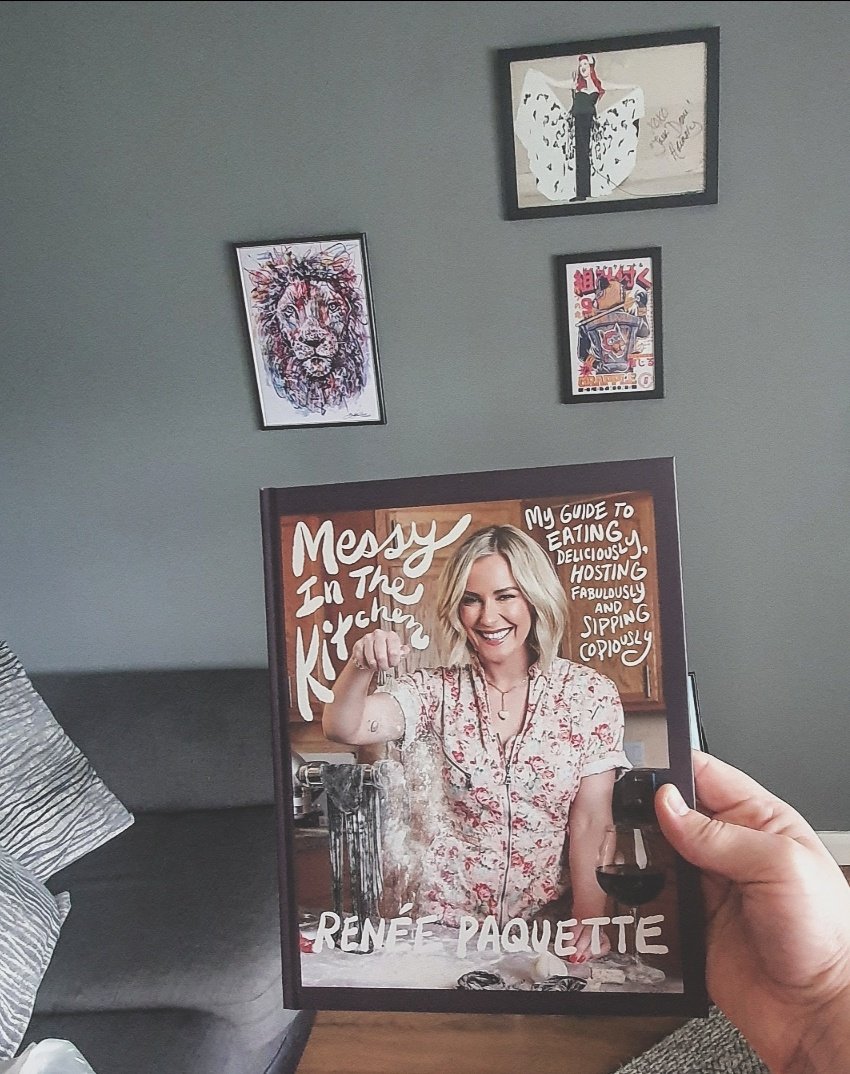 GarrMunro's tweet photo. Finally arrived
@ReneePaquette #MessyInTheKitchen perfect timing for when I'm off work next week to try making with the first two selected. Having just turned 38 this weekend,  think now's a good as time as any to learn how to cook... plus that whisky cocktail sounds braw! https://t.co/8rwXtrFX6e