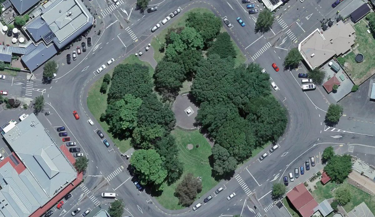 LINZ Data Service tweet media