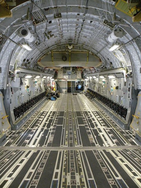 C 17 Interior
