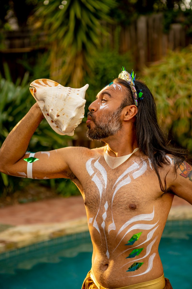 ZamiMariaArt's tweet photo. So glad to have met this wonderful human, @its_aiman_aktar! He brought so much character and joyful energy to the Sea Goddess/Poseidon shoot. I’m very much looking forward to seeing him again at the Fire shoot! Thank you for creating with me! Photo by @rhathon.
@bodyart @poseidon https://t.co/GrlPjP1vtY