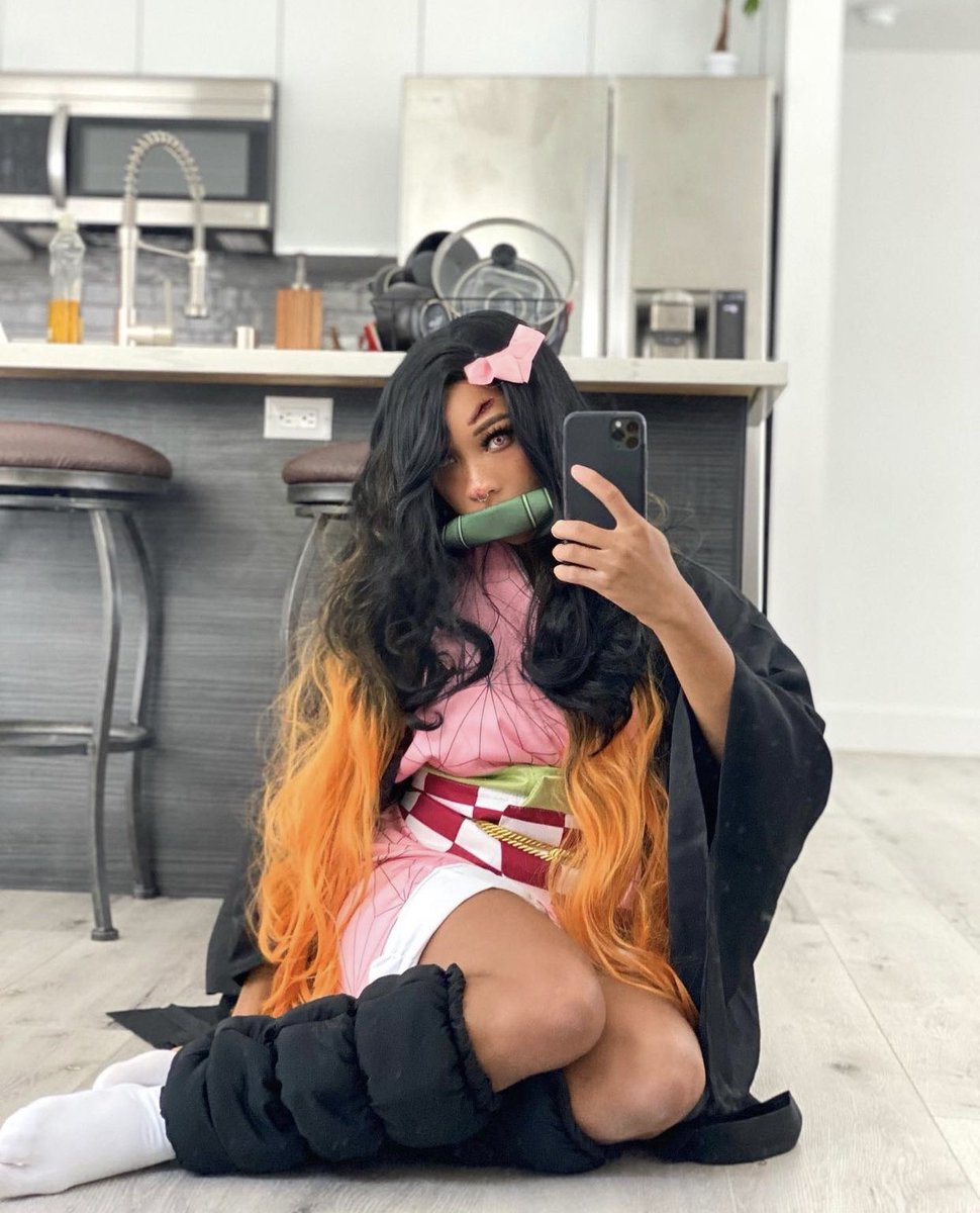 Kieraplease's tweet photo. I kill demons ⚔️ ig: kieraplease https://t.co/5rJ160DVTX
