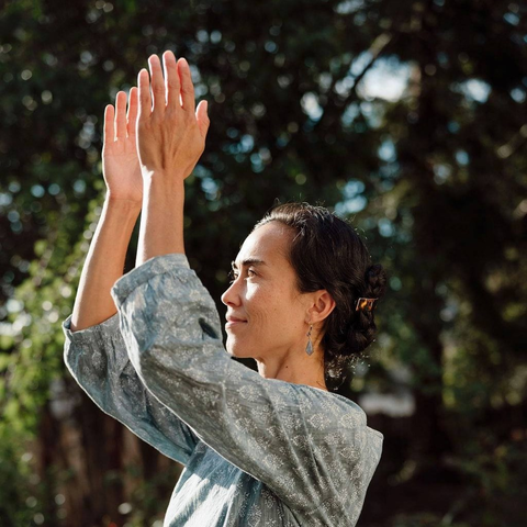 niatechnique's tweet photo. It's RESILIENCE WEEK at Nia where we're celebrating our individual and collective capacity to rebound bounce back from challenges and adversity.

"Nia has supported me to meet life’s challenges with flexibility and resilience."
-Alexis Mulhauser, Nia Blue Belt, California, USA https://t.co/tbIOuXXcA7