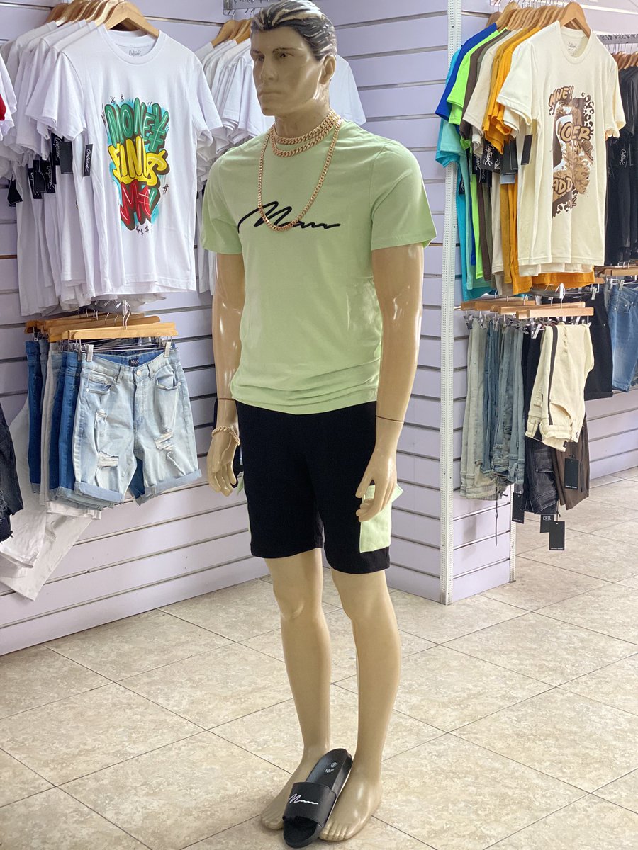 bkfthestore's tweet photo. Come check us out today‼️‼️‼️ #bkf #bkfresh https://t.co/H7RLZG6NOF