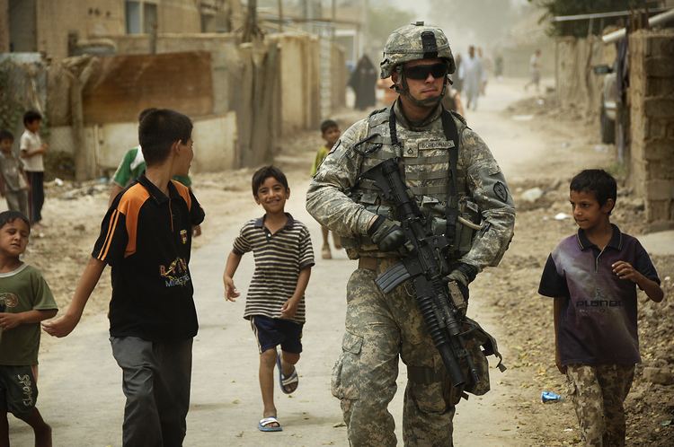 A kind of similar scenario to that of #afghanistan happened in post 2003 #Iraq when soldiers of the US army who used to patrol the area vanished &amp; crowds of #AlQaeda gunmen in shabby clothes, masks, beards &amp; disheveled long hair took hold of the place. 
#violence #GameOfThrones