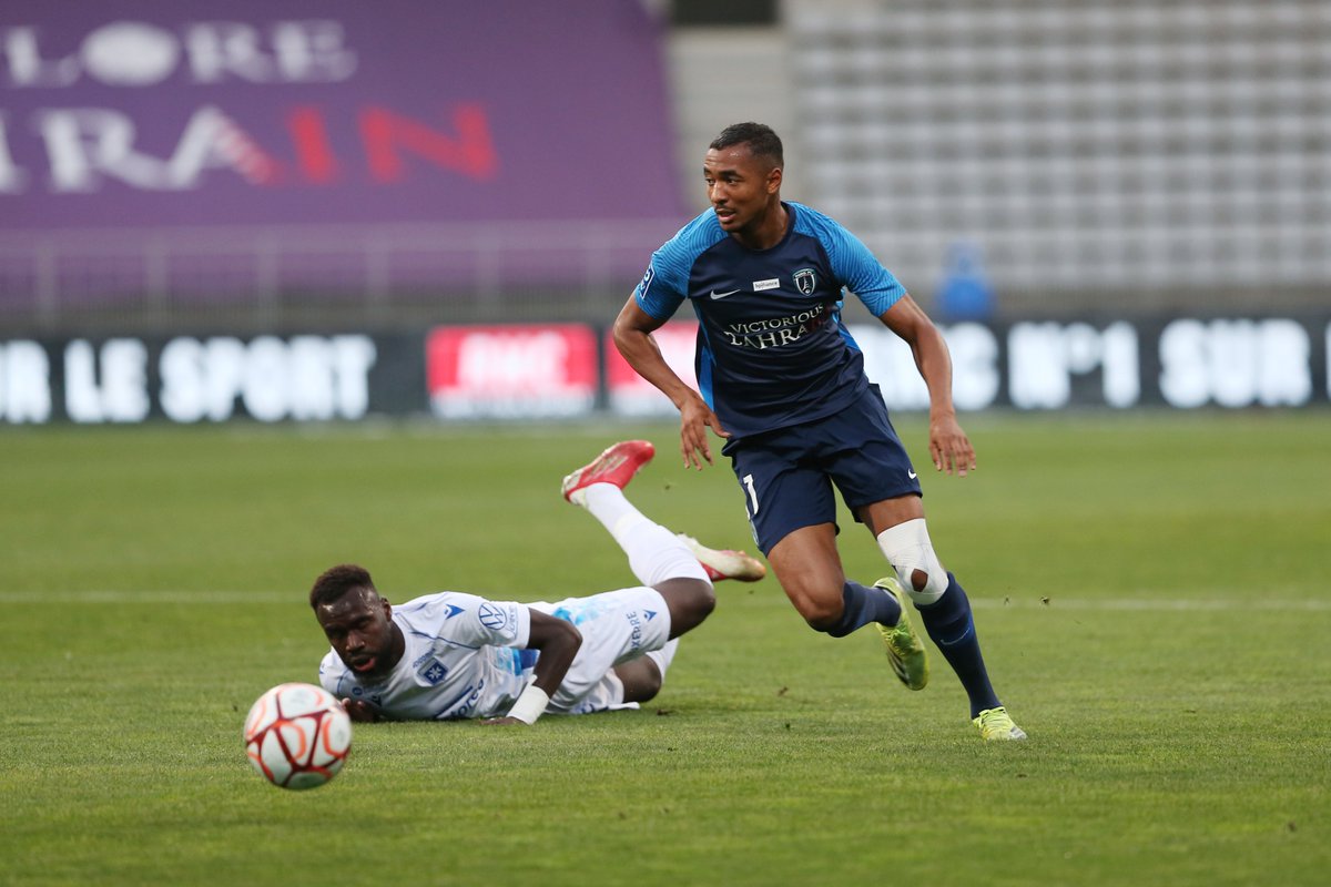 ParisFC's tweet photo. 🔝 Samir Chergui, un match de patron !

#PFCAJA https://t.co/edJtB9txpR